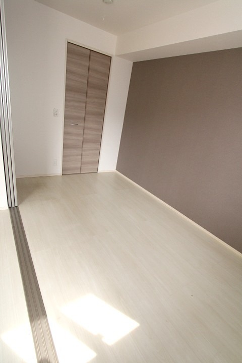 28/30 エントランス