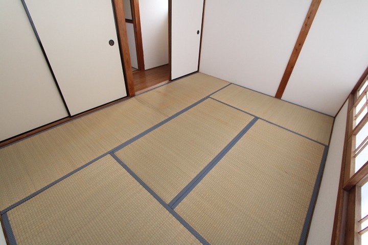 2/4 エントランス