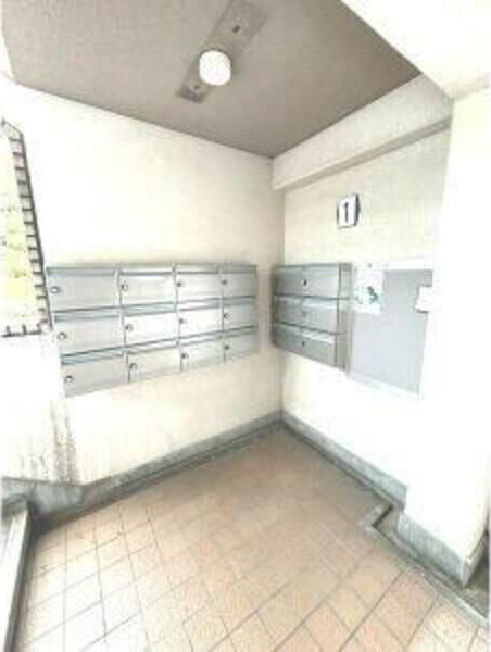 3/7 エントランス