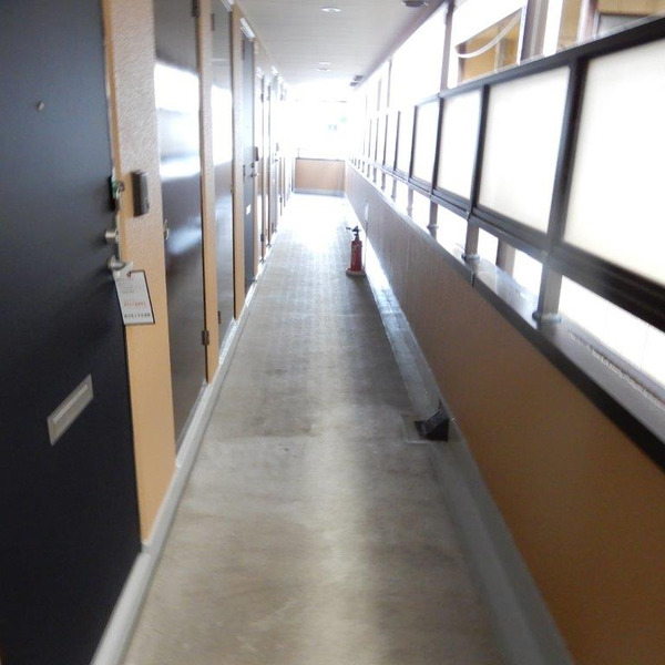 13/17 バルコニー