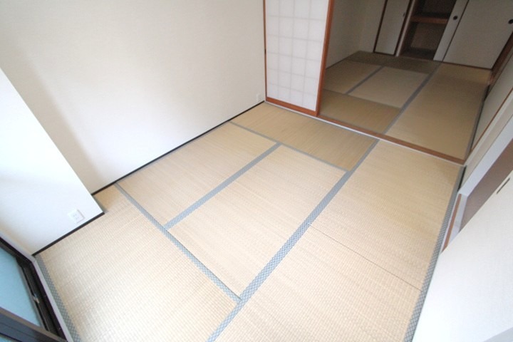 21/23 エントランス