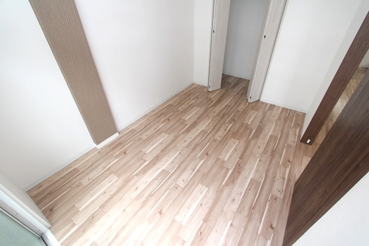 16/18 エントランス