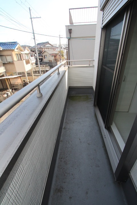 19/25 バルコニー