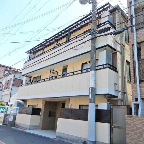 15/17 エントランス