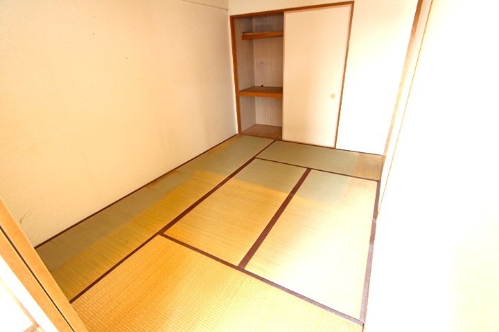 18/20 エントランス