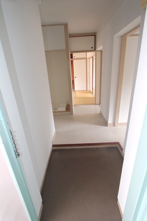 18/20 エントランス