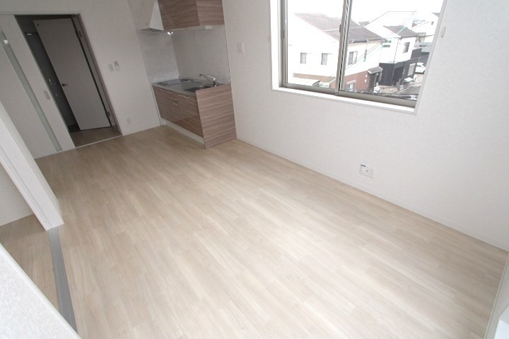 17/19 エントランス