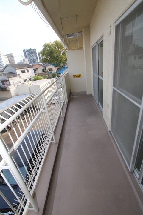 17/23 バルコニー