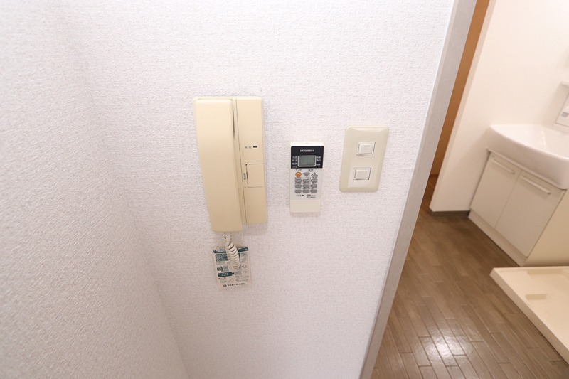 25/28 エントランス