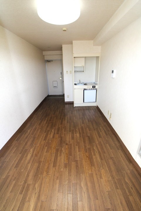 16/18 エントランス