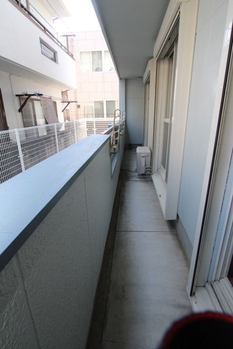 17/26 バルコニー