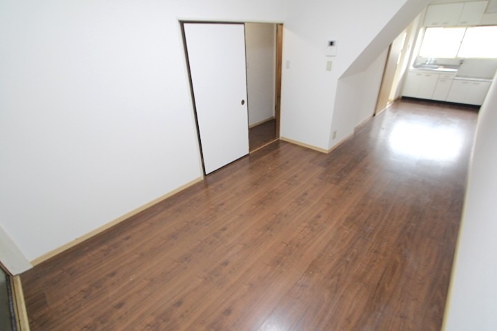 18/20 エントランス