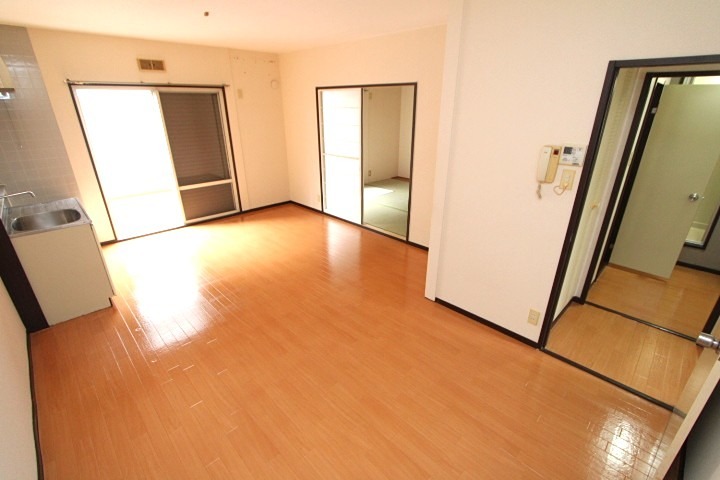 18/20 エントランス