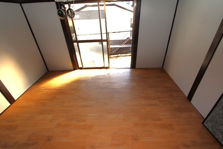 18/20 エントランス