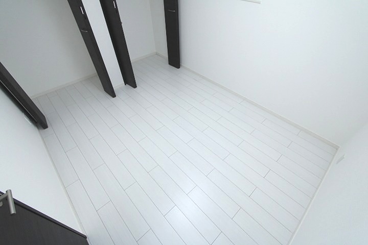 21/23 エントランス