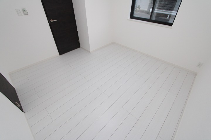 24/26 エントランス