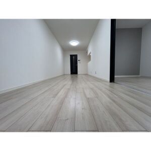 14/16 エントランス