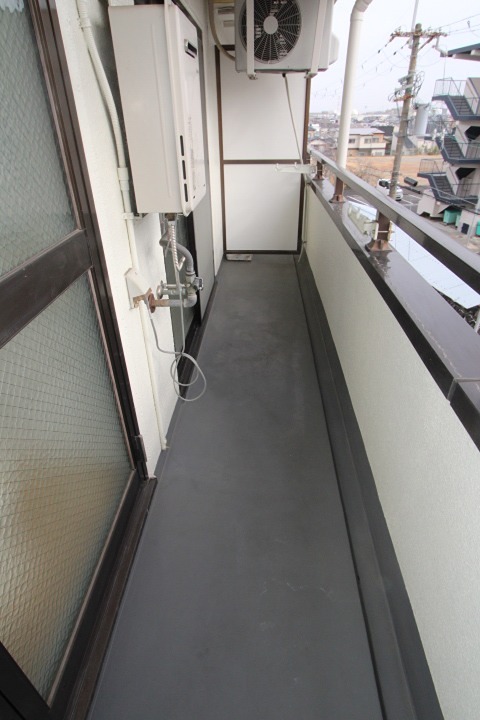 15/23 バルコニー