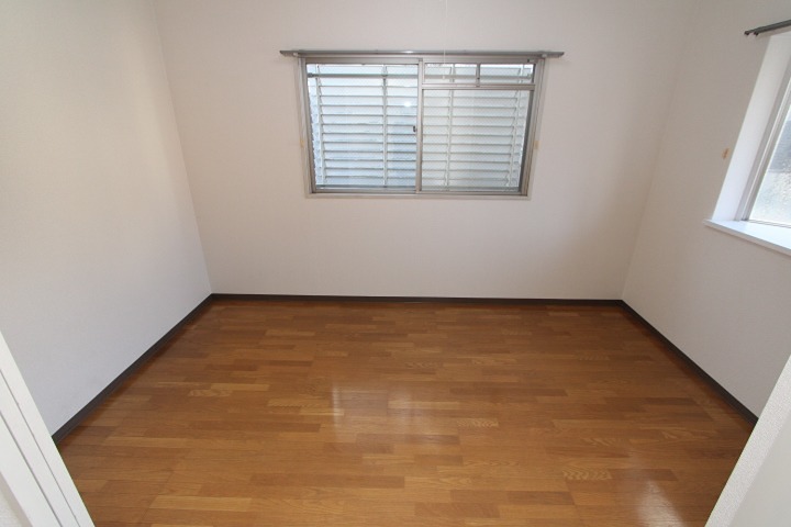 18/20 エントランス