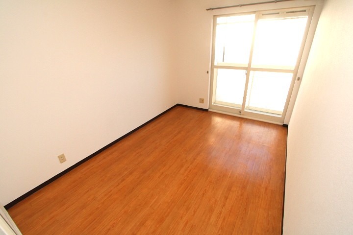 18/20 エントランス