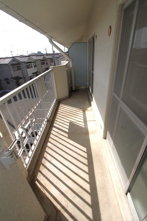 16/23 バルコニー
