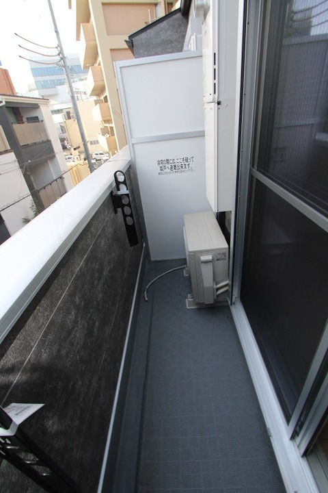 13/20 バルコニー