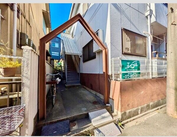 14/17 エントランス