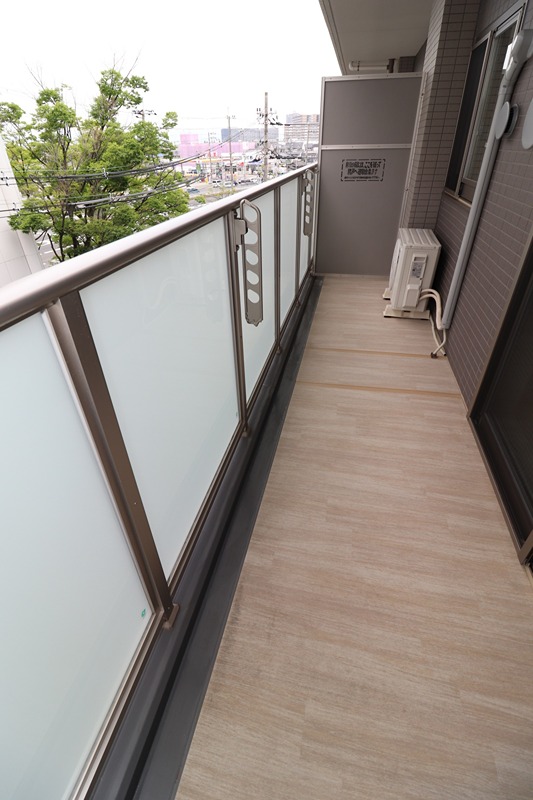 19/30 バルコニー