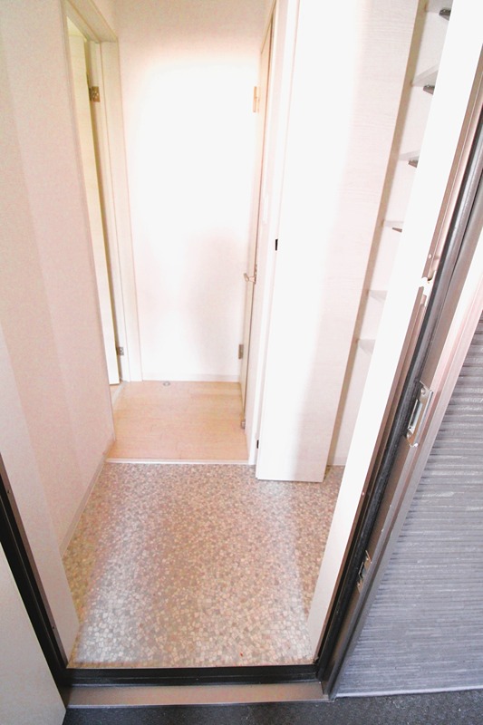 18/20 エントランス