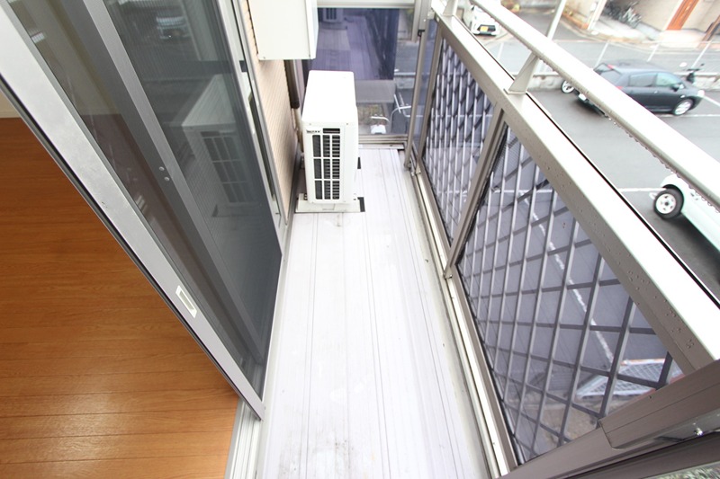 13/20 バルコニー