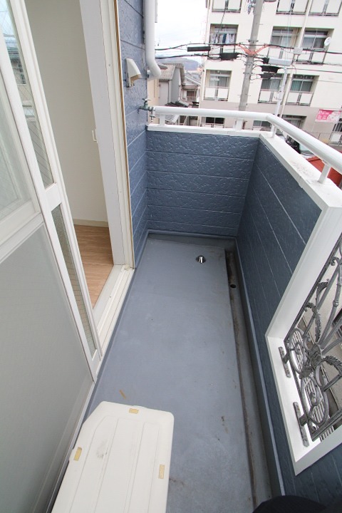 17/23 バルコニー