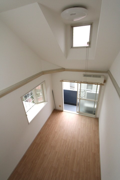 16/23 バルコニー