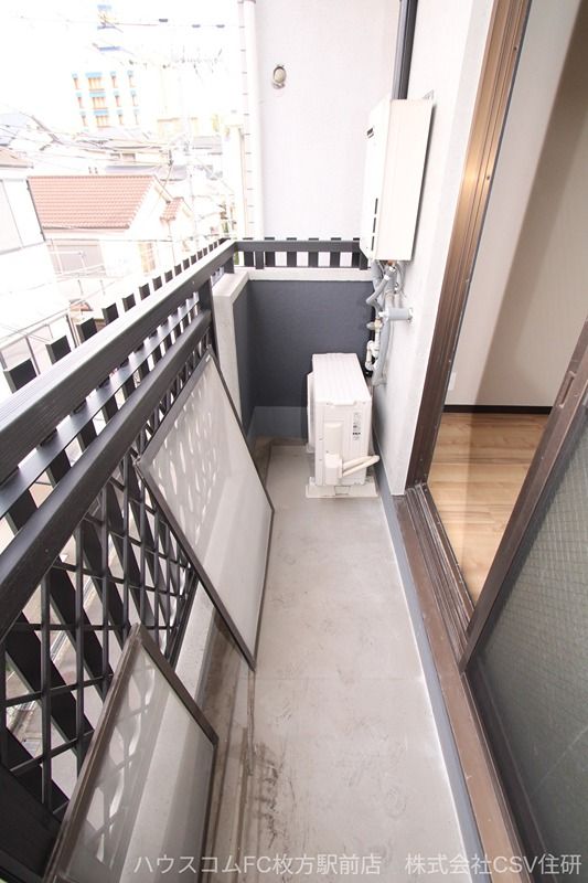 13/19 バルコニー