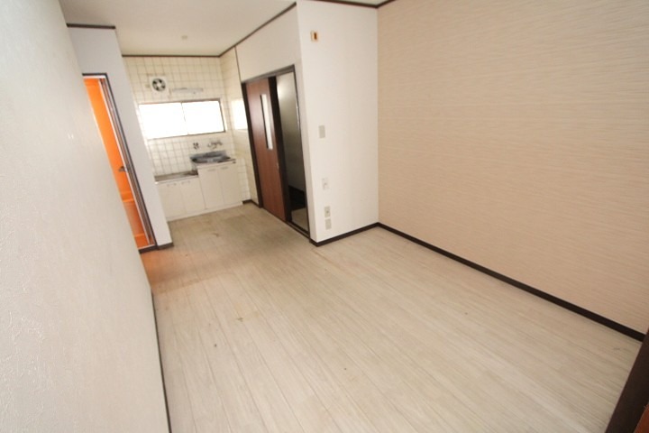 2/4 エントランス