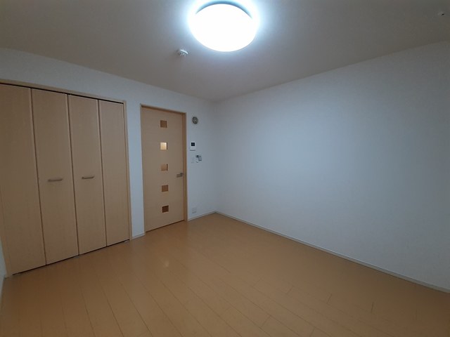 19/22 エントランス