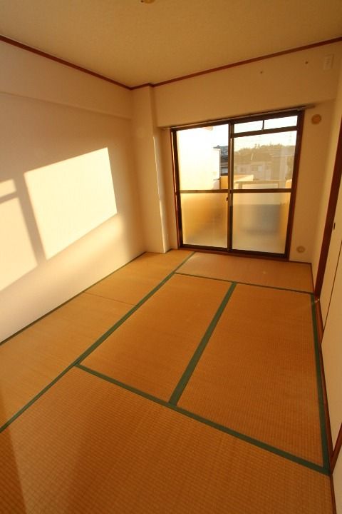 24/26 エントランス