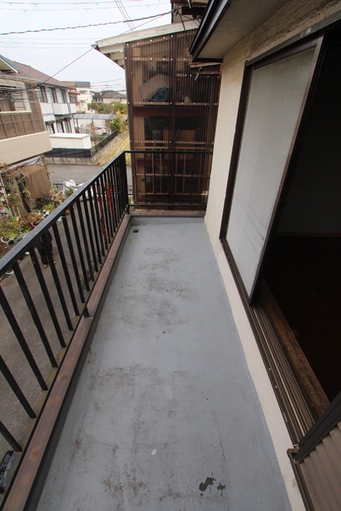 13/19 バルコニー