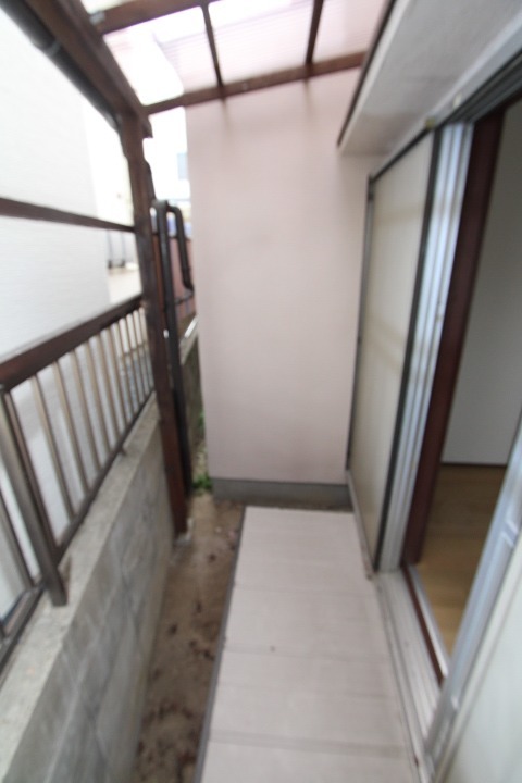 19/27 バルコニー