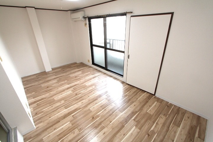 2/4 エントランス