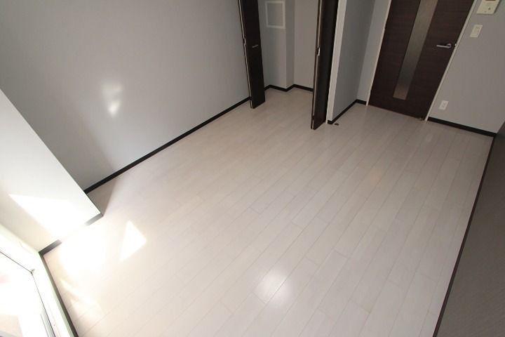 22/25 エントランス