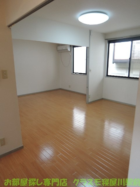 20/22 エントランス