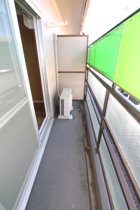 13/19 バルコニー