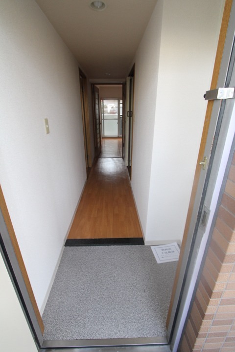 21/24 エントランス