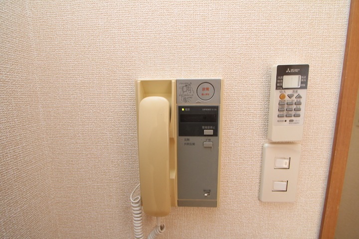 17/19 エントランス