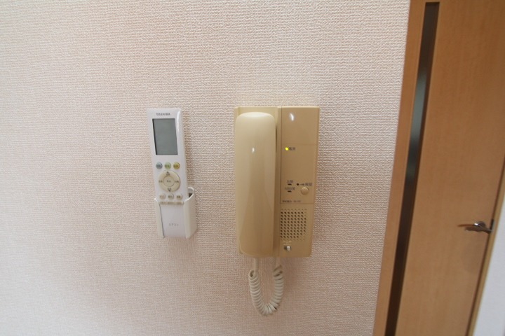 17/19 エントランス