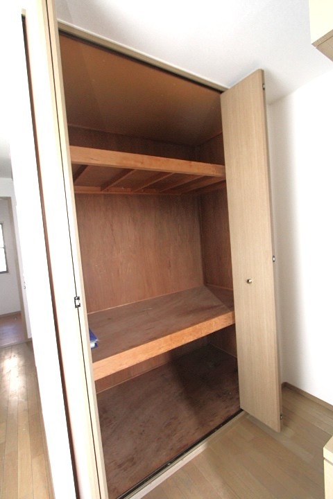 23/25 エントランス