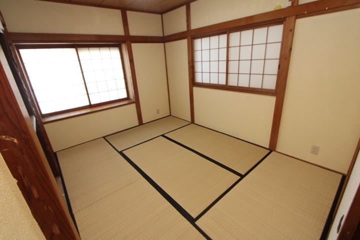 2/4 エントランス