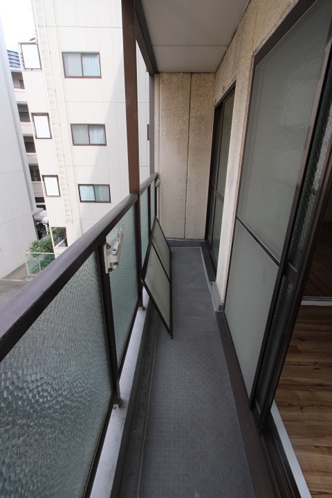 13/21 バルコニー