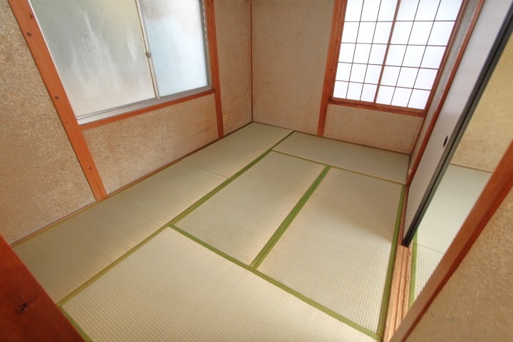 16/17 エントランス