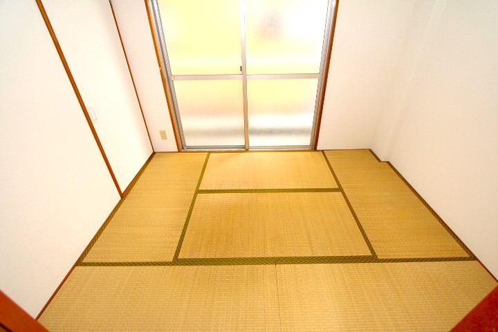 14/16 エントランス